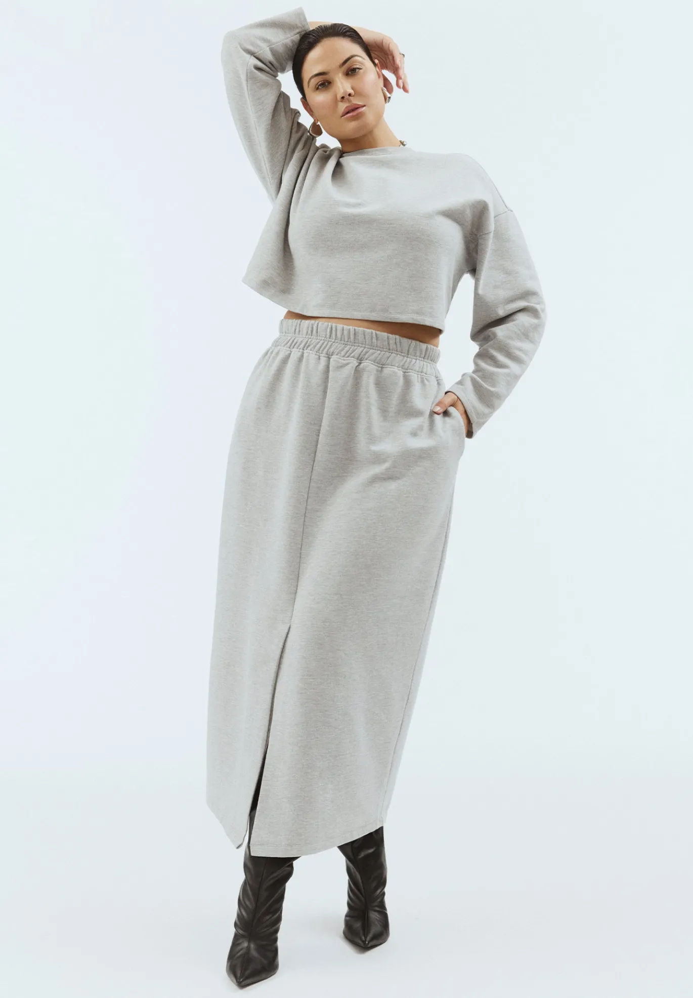 Oversized Cropped Sweatshirt