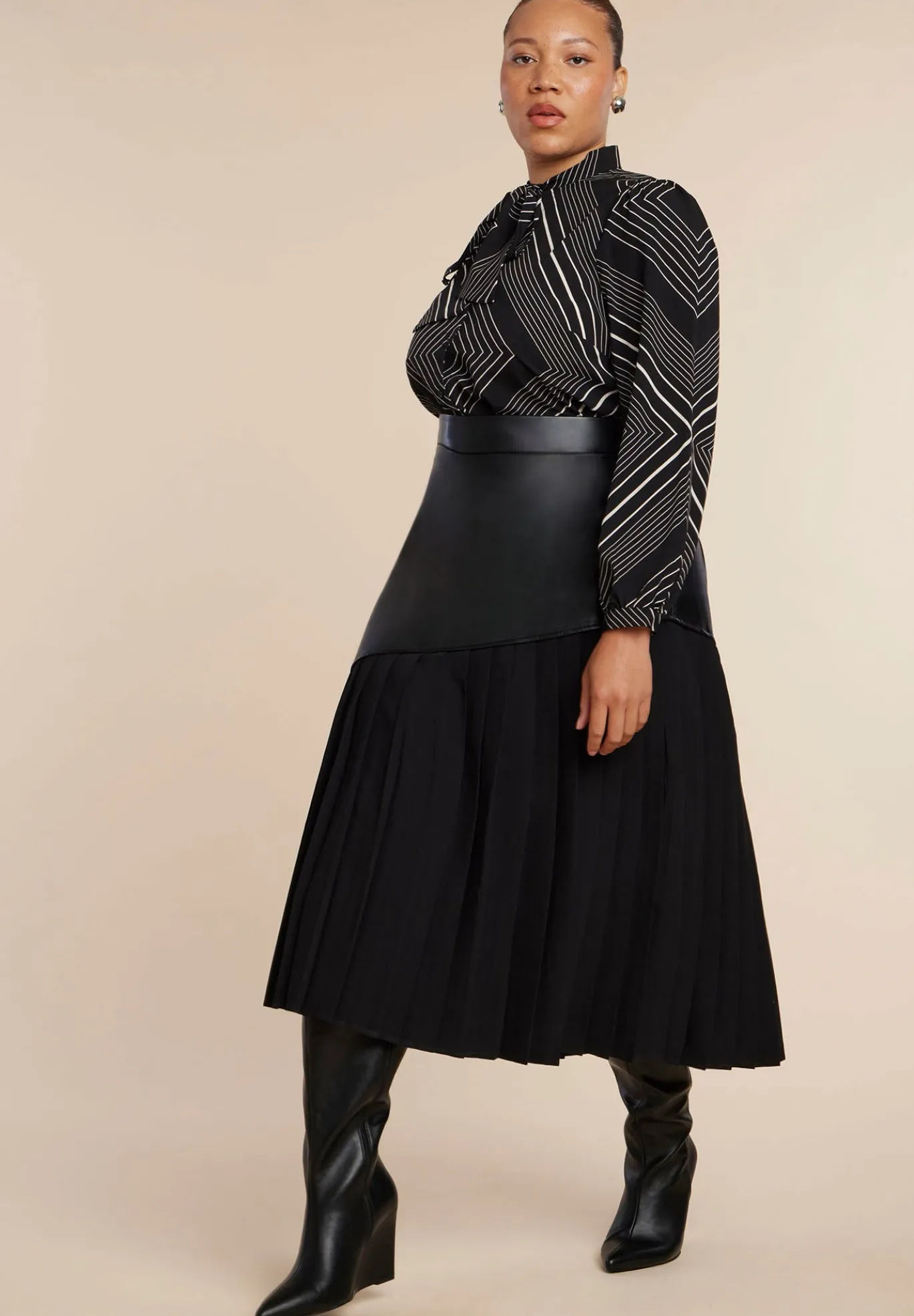 Pointed Toe Wedge Heel